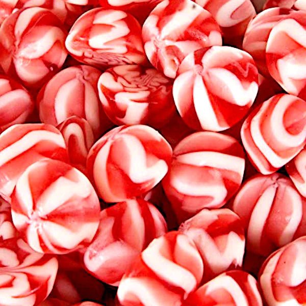 Strawberry Twisted Kisses - Jessica's Sweets